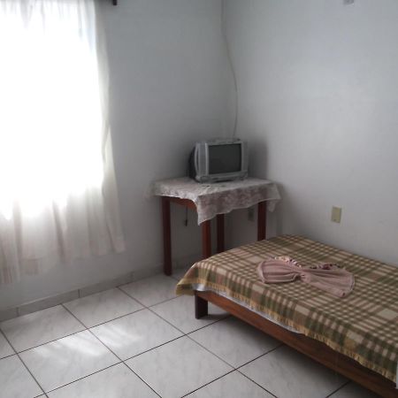 Hotel Pinotti Curitibanos Bagian luar foto